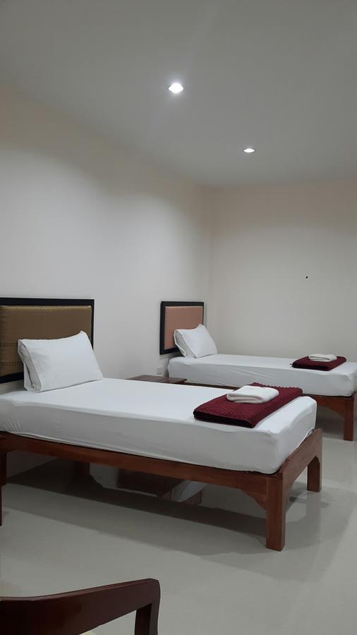 I-un Resort Bang Saphan Esterno foto
